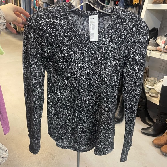 lululemon athletica Black and White Crewneck Sweater - Picture 1 of 5